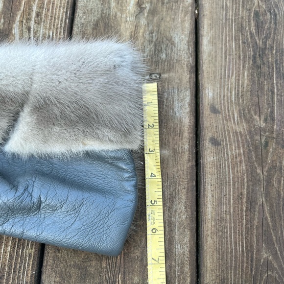 Beautiful Vintage Mink Fur and Gray Leather Belted Jacket 70sVibe - Picture 14 of 16